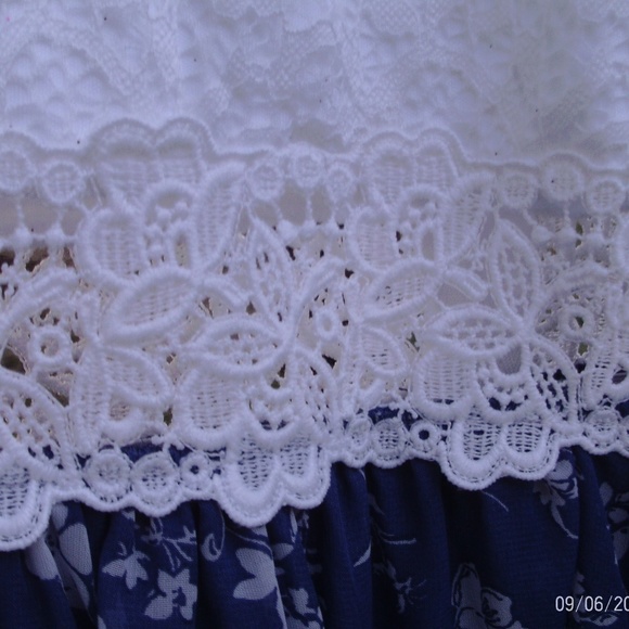 by & by Dress Size 9 Juniors - Picture 4 of 5